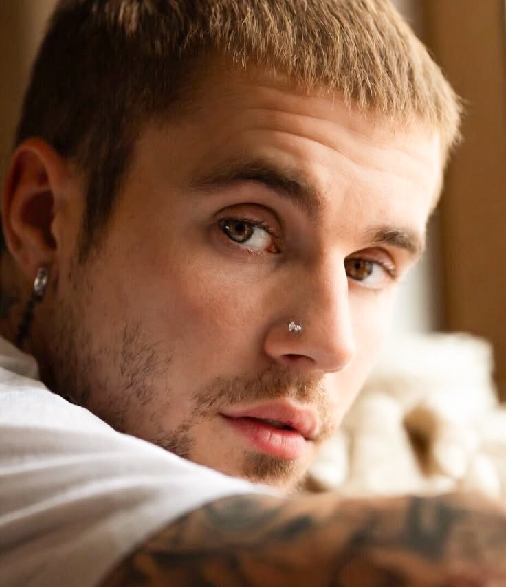 biebsdevotions's tweet photo. Justin Bieber 😍 https://t.co/8c1ZikHgsf
