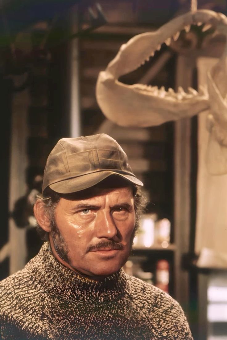 UnsoundedAbyss's tweet photo. “Y’all know me, know how I earn a livin” #Jaws #Quint https://t.co/iUC4GgSNEG