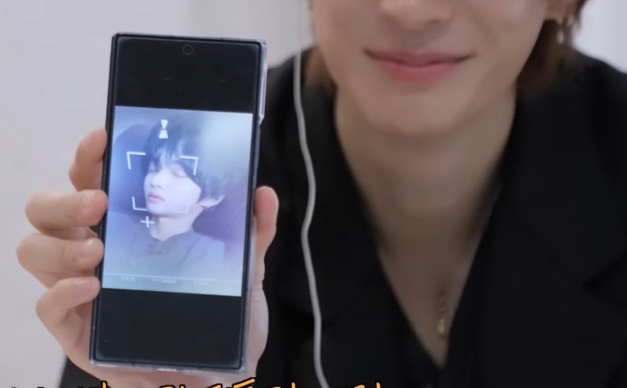 meownbn's tweet photo. Anton when wonbin doing something: https://t.co/ZQnsdwqn9e