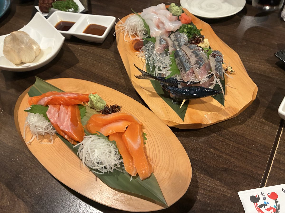 himinisiS's tweet photo. 青森　ご飯
にんにくマジで口臭くなる。
けど美味しかったので👌
刺身も山葵との相性抜群でした https://t.co/0XkATQQ0gs