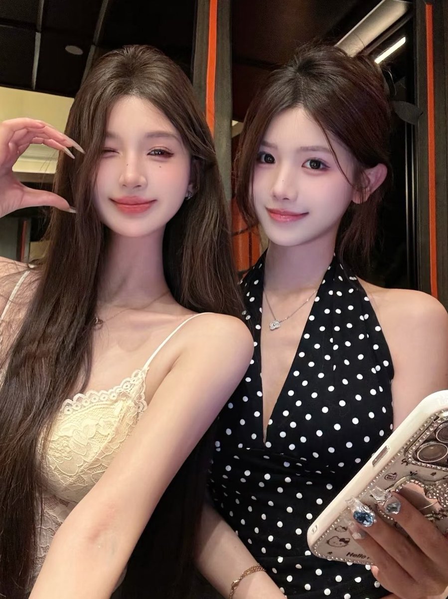 B4K3R2's tweet photo. 本人女生，03后，#女大  找个男搭子，不要口嗨，不要聊骚，真诚约好时间地点。 #喝茶 #同城交友 #上海 https://t.co/mZutfu3v7V