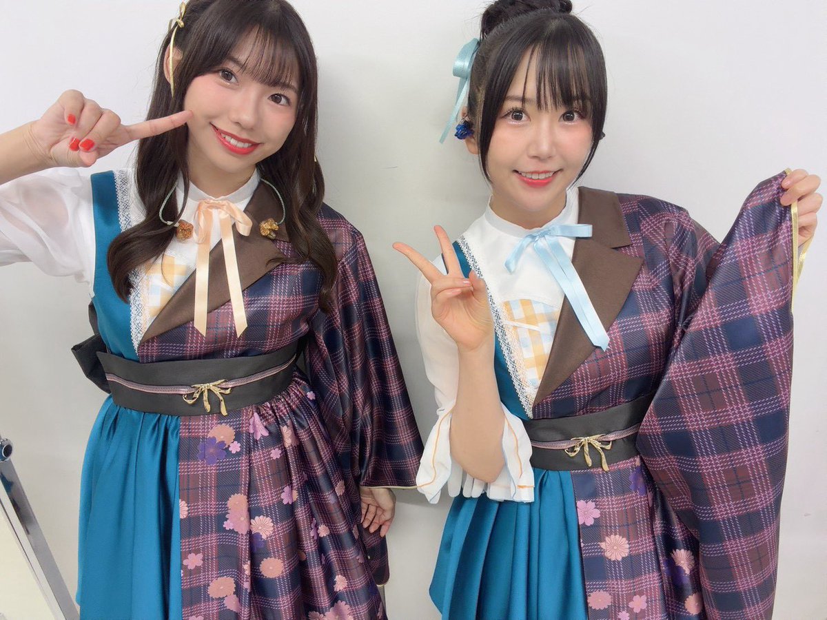 choucho0115's tweet photo. 🦋蝶々とことり🐥
久しぶりに同じ日で嬉しかったな🙌

こっこちゃんが度々褒めてくれて自己肯定感があがった💖ありがとう💖

#ミリオン14th_day1 https://t.co/xe49CUm6Ng
