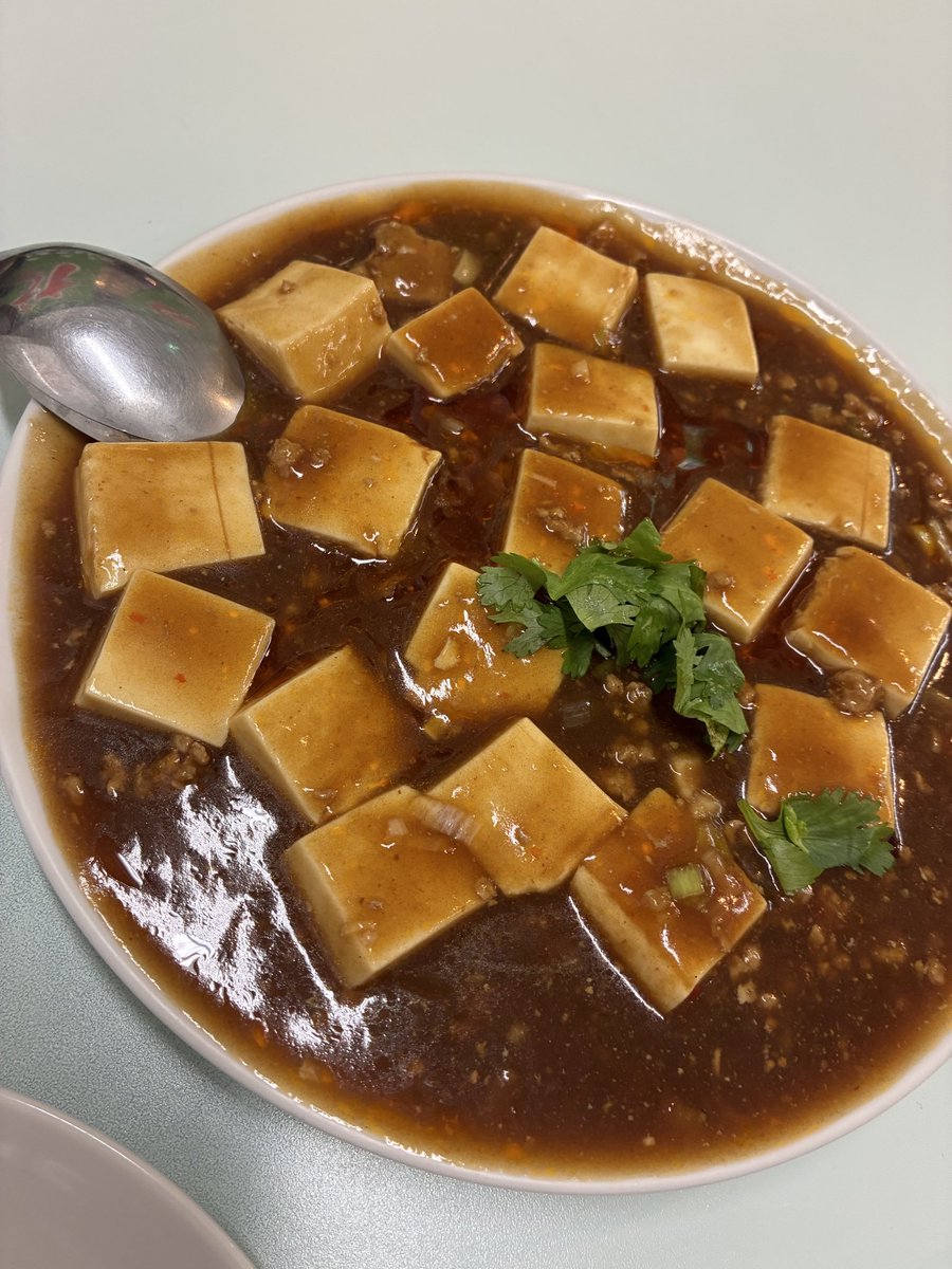 TKMX69's tweet photo. 今日の晩御飯はお久しぶりのそのだ。
中華そばと麻婆豆腐は初めて食べたけどめっちゃ美味かった😋 https://t.co/qXA8AbBQc5