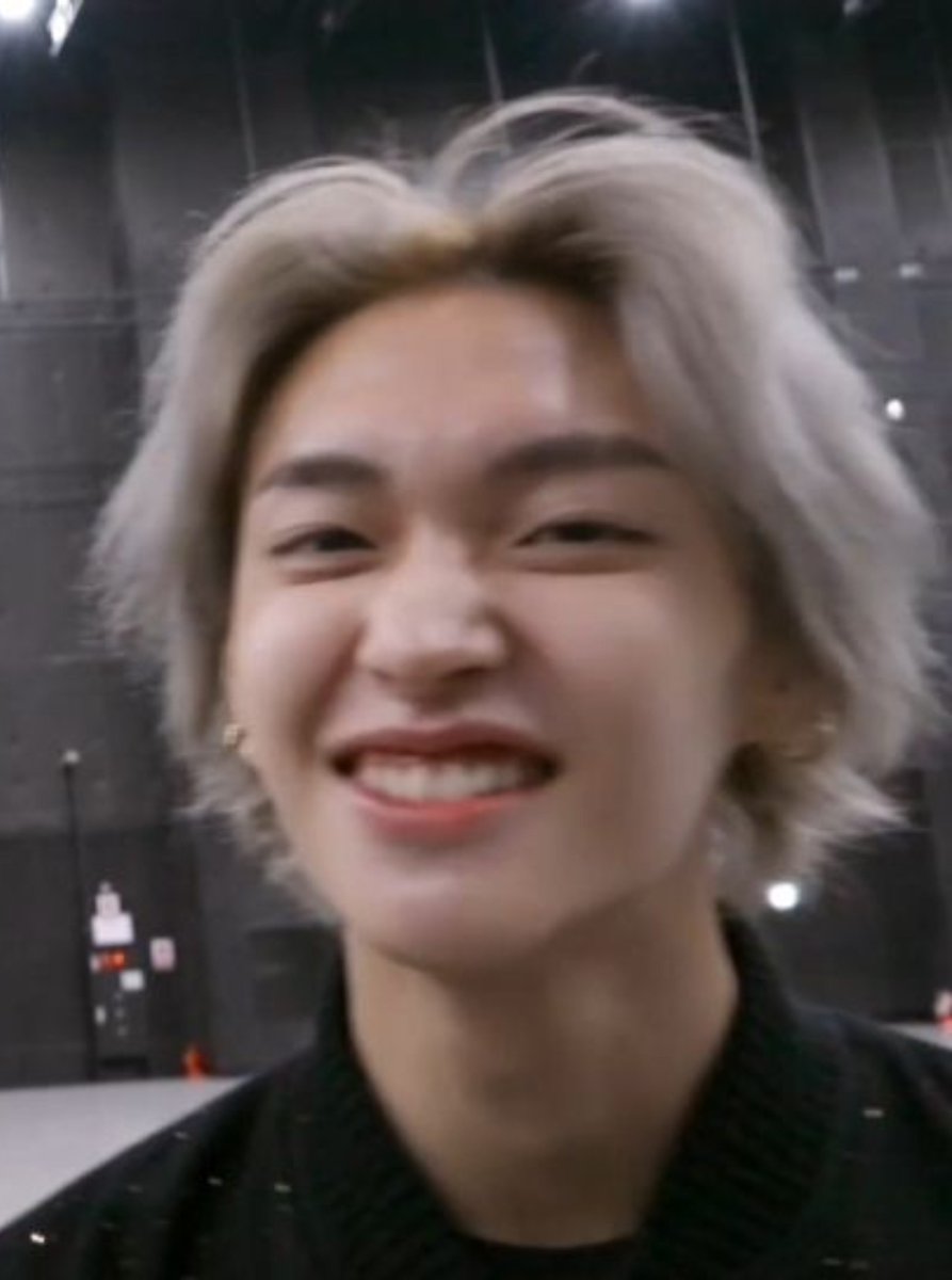 gaycatbin's tweet photo. 웅냥냥 모드 https://t.co/fNEzaFQVDi