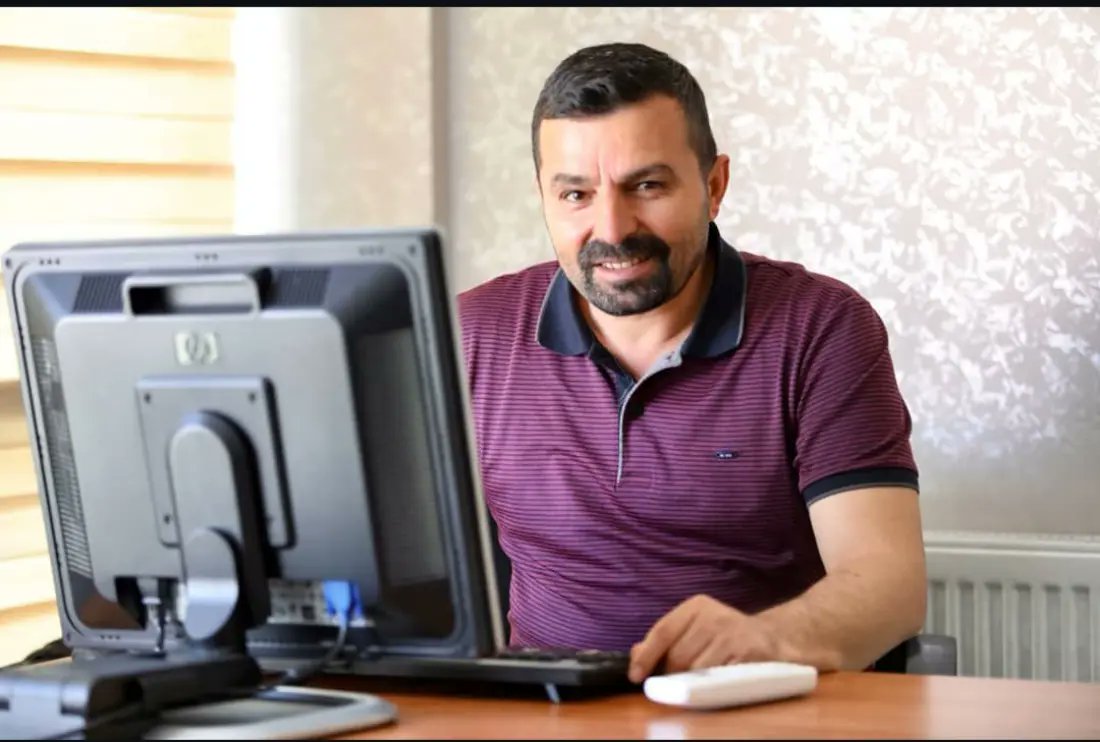 GazetevanC's tweet photo. UGC’den Van'a yeni temsilcilik görevlendirmesi
https://t.co/LXktGUI9dV @behcetdalmaz https://t.co/WDn16FiA31