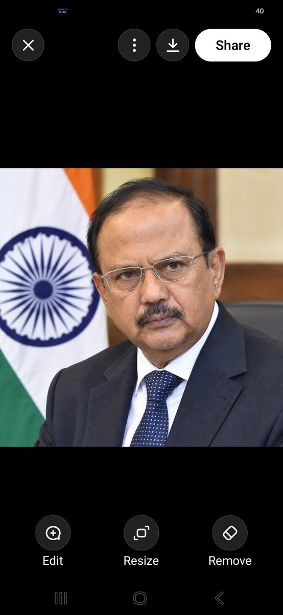 RatiBharga25890's tweet photo. Bro का नाम अजीत डोभाल जो (NSA) भारत के राष्ट्रीय सुरक्षा सलाहकार है!

Bro को अभी हाल ही में भारत सरकार ने लोकमान्य तिलक राष्ट्रीय पुरस्कार अगस्त 2026 में मिला है!

Bro ने पाकिस्तान में लगभग खुफिया एजेंसी रॉ के एजेंट बनकर सात साल रहे पाकिस्तान में रहते हुए ब्रो कोई आतंकी हमला नहीं रोक पाया फिर भी इनकी बहुत ज्यादा महिमा मंडन किया जाता है! 

Bro के NSA प्रमुख रहते हुए बहुत सारे आतंकी हमले हुए हैं-

2015 में पंजाब के गुरदास में आतंकी हमला, जनवरी 2016 पठानकोट एयरवेज पर आतंकी हमला, सितंबर 2016 उरी हमला जहां बहुत सारे जवानों ने अपनी जान गवा दी, 2019 पुलवामा हमला जहां पर जवानों के काफिले पर 300 किलो आरडीएक्स से हमला जिसमें लगभग 45 के आसपास जवानों ने अपनी जान गंवाई, 2025 पहलगाम आतंकी हमला जहां 26 से ज्यादा मासूमों की जान चली गई!

इतना होने के बाद भी ब्रो जब मंच या मीडिया को इंटरव्यू देते हैं तो इनकी PR टीम आंखों से लेजर वाली लाइट निकलती हुई  वीडियो सोशल मीडिया पर खूब शेयर करते हैं और उनके वाहवाही के पुल बांधते रहते हैं! 

ब्रो के nsa प्रमुख रहते हुए इतने सारे आतंकी हमले हो गए हैं फिर भी इनको महान बताते हुए पुरस्कार दिया गया है! 

मेरी तो समझ में ही नहीं आता कि इतने आतंकी हमले हुए जिनमें बहुत सारे जवानों और मासूमों की जान जाने के बाद भी उनको किस बात का पुरस्कार दिया गया और इनकी वीरता की चारों तरफ चर्चा होती रहती है आप लोग ही बताओ कि उनकी जितनी ज्यादा चर्चा भारत में हुई है उस हिसाब से इन्होंने अपने पद को जस्टिफाई कर पाया है?