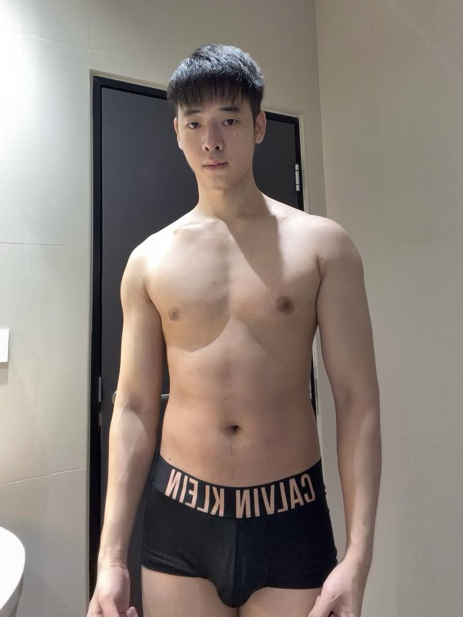 MachoToday's tweet photo. ซีนุก https://t.co/rXEB1SzpBC