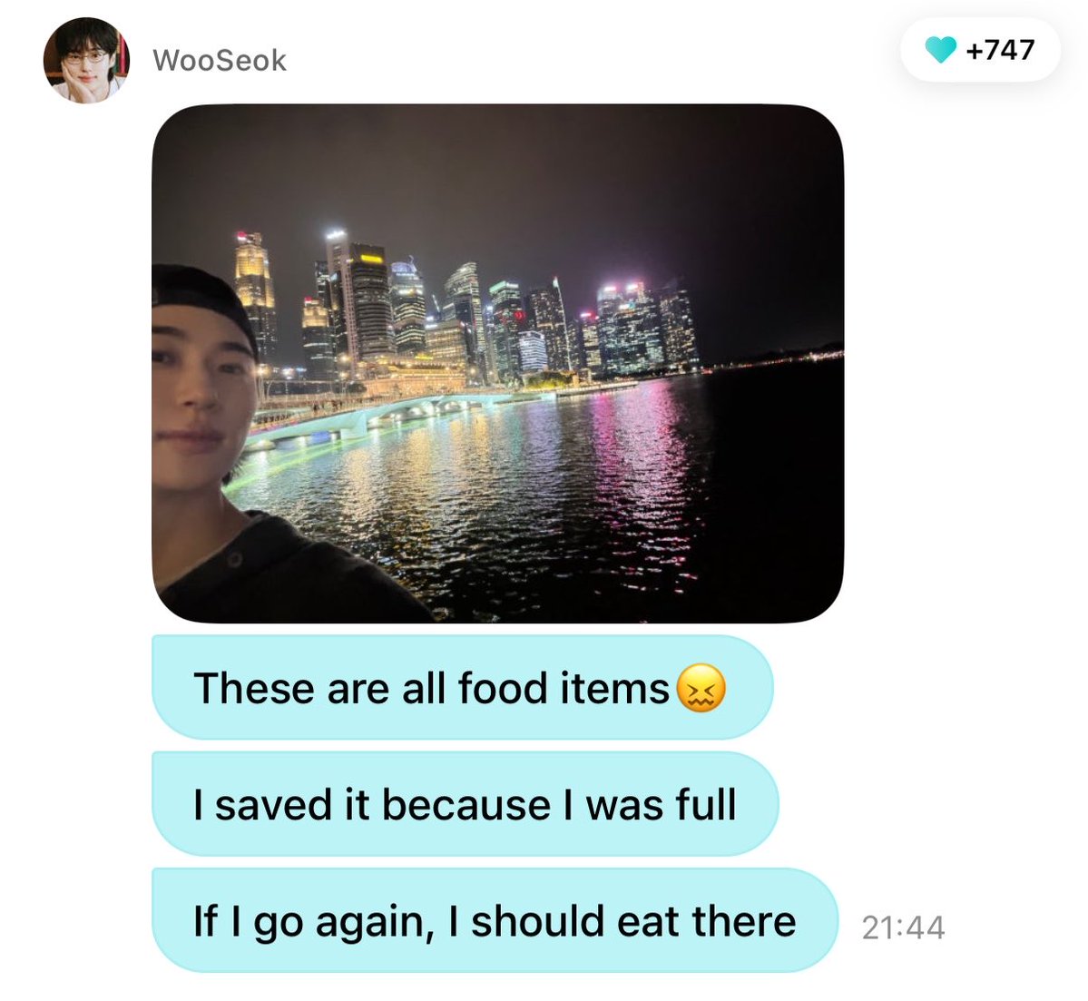 kimhyeppeo's tweet photo. whatever tf is wrong with him >>> 😭 https://t.co/1ppJStCNYm