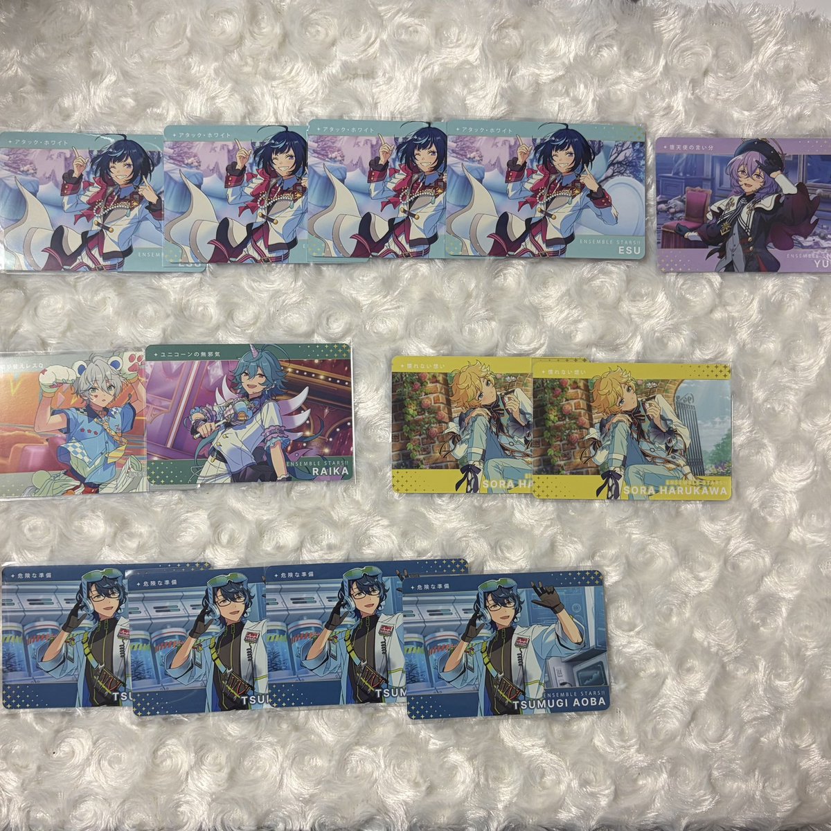 _8ghkn's tweet photo. 【交換】あんさんぶるスターズ あんスタ カードダス Vol2

譲）R.一彩、マヨイ、晃牙、薫、敬人、紅郎、維吹、エス、夏目

求）R北斗 ＞ N北斗・RN日和(友人分)
R求めはR1：N3お出し可能です。

明日22日池袋又は秋葉原で手渡し又は、郵送でも可能です。
お気軽にお声がけください🌱 https://t.co/HWx4nUlU9J