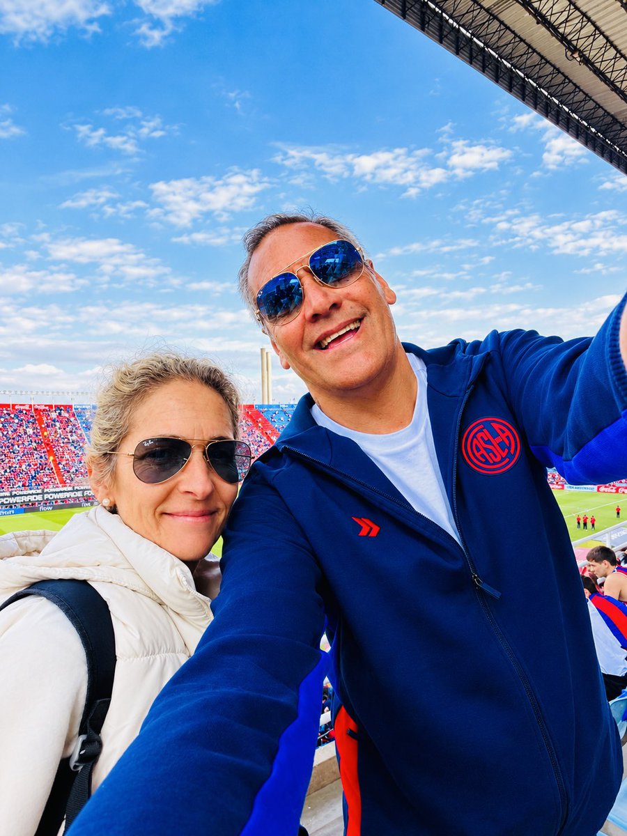 rodolfors43's tweet photo. Siempre juntos a la misma pasión !!!💙❤️💙���️💙❤️💙 https://t.co/b9yvmF2RNr