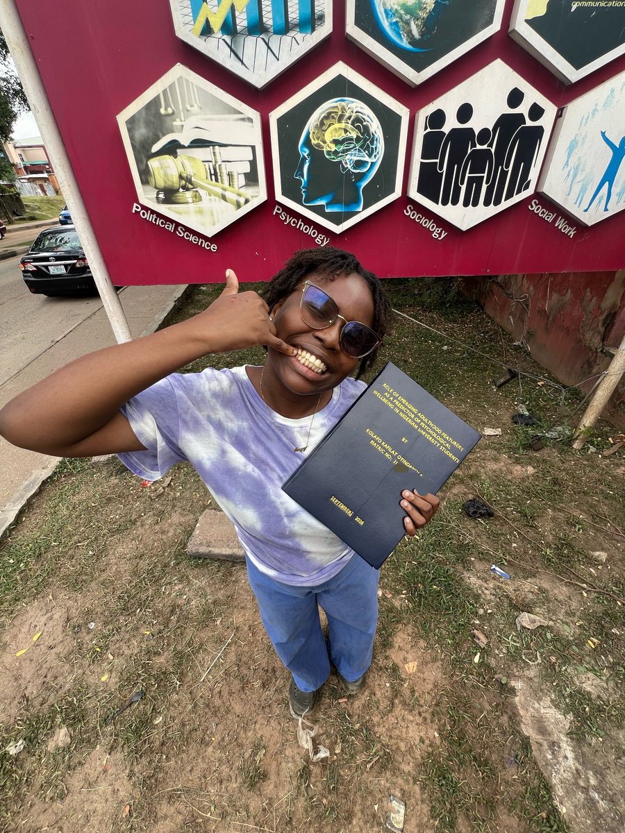 KafilatKolapo's tweet photo. In total fulfillment…

A girl, a graduate! https://t.co/DALnPvpa3G
