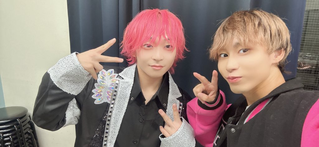 koirinrin_'s tweet photo. 本日は丸山正悟生誕祭本当にありがとうございました！
ライブで涙する人生が来るとは思わなかった😭
ついにしょうごと同じグループでのアイドル人生もここで終止符となりますが
新たなる別々のスタートでお互い楽しんで頑張っていけたらなと思います！
今まで本当に「ありがとう」な！
#finalday https://t.co/Rd4Vd9NJcl