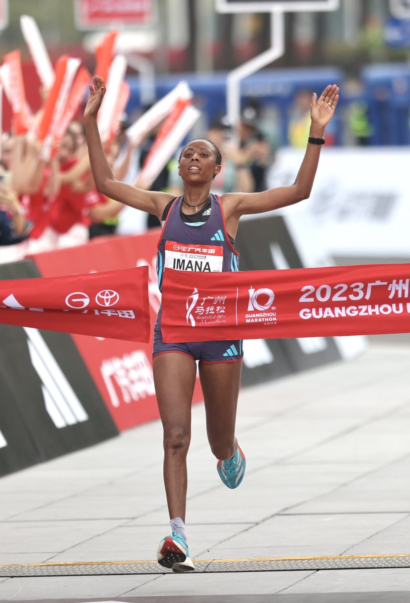NydiaWanlefhq's tweet photo. Hoy rompo mi límite: completé la carrera de 10 km 1 minuto más rápido. Nunca te detengas ante tus metas!， https://t.co/vtknNdqXSe