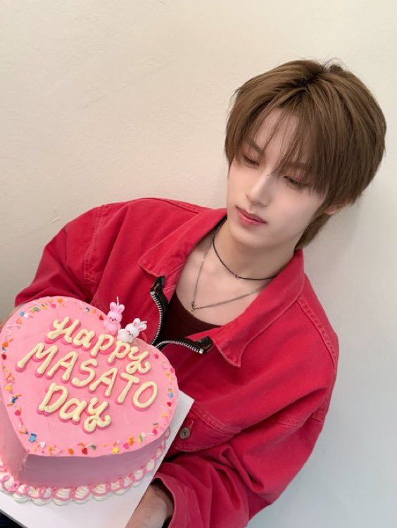satto38691's tweet photo. 사토 생일 너무너무 축하해
많이 사랑해 엄청 많이…❤️❤️❤️🥺🥺
#9월의_하늘을_닮은_마사토
#MasatoInSeptember https://t.co/gm7LJDXeEq