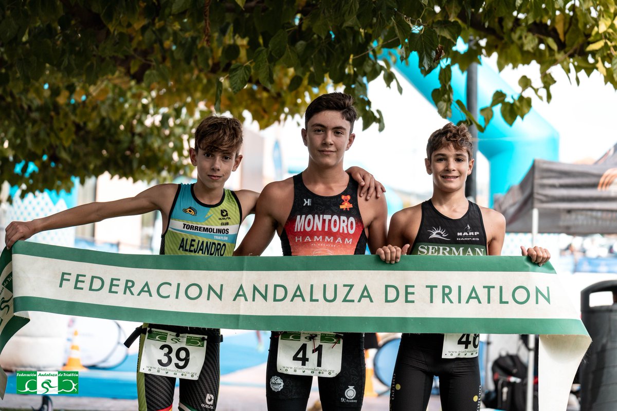 FedAndaluzadTri's tweet photo. 📰El XI Triatlón de Menores “Ciudad de Tíjola” aúpa a Iván Montoro y Claudia Peña a lo más alto del podio autonómico infantil

👏🏼La cita reunió a 128 participantes desde prebenjamín hasta juvenil

🔗Noticia completa:
https://t.co/MImEDp4VT7

#FATRI https://t.co/O5gIa7YTUN