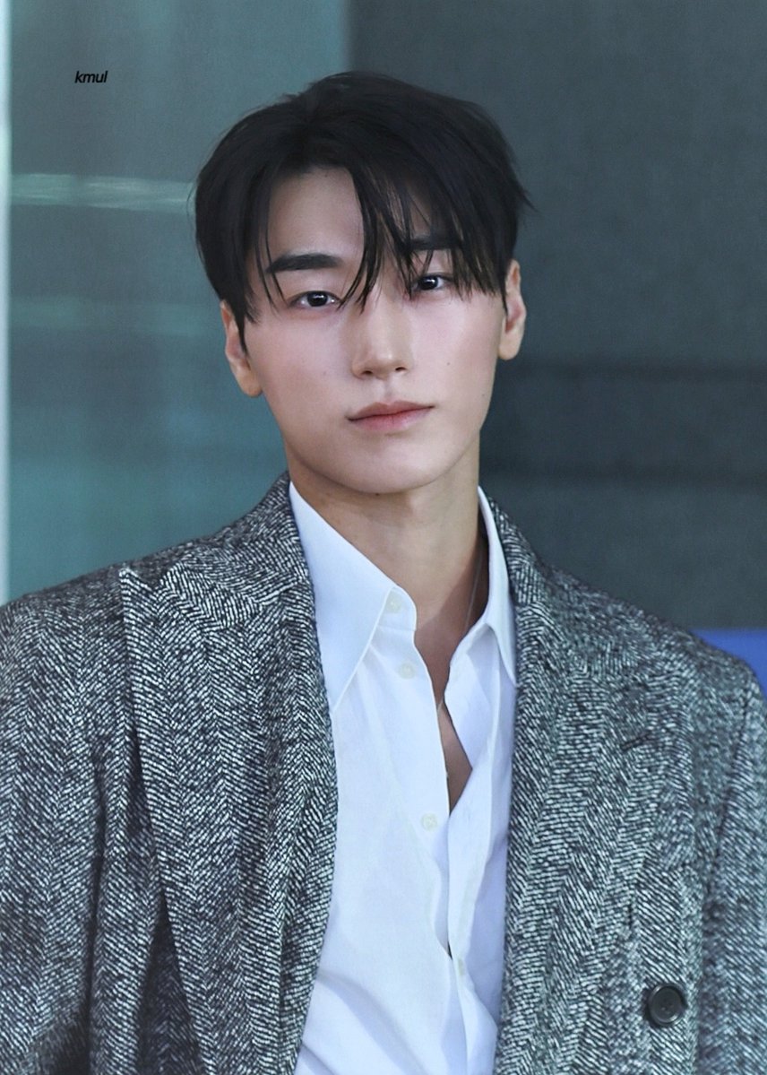 kmulso9's tweet photo. 260921 ICN 출국
̫

#에이티즈 #ATEEZ
#SAN #최산 https://t.co/4K0vuhjz8o