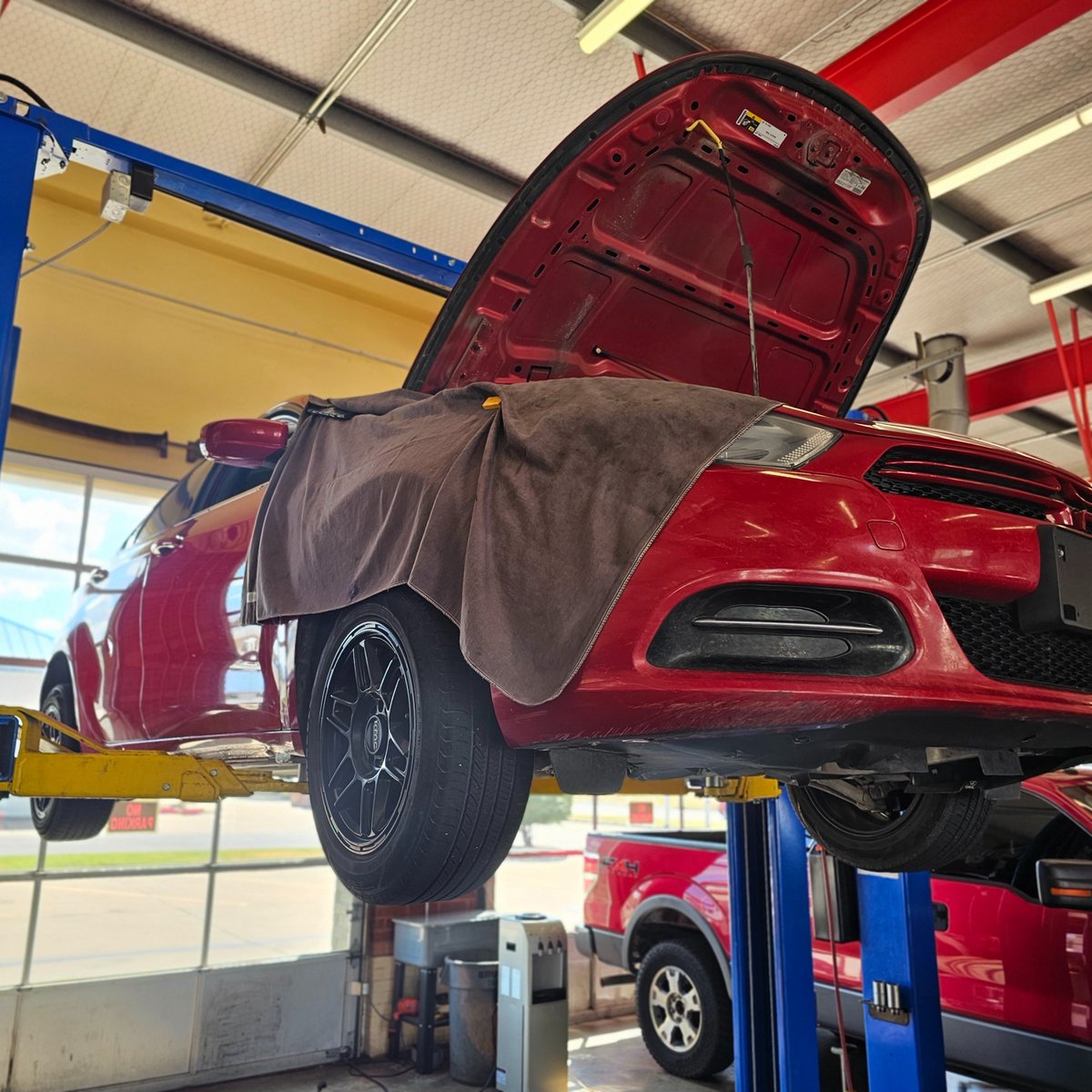 TheGarageTulsa's tweet photo. Going up! #Tulsa #BrokenArrow #Oklahoma https://t.co/vs3vwbAJy3