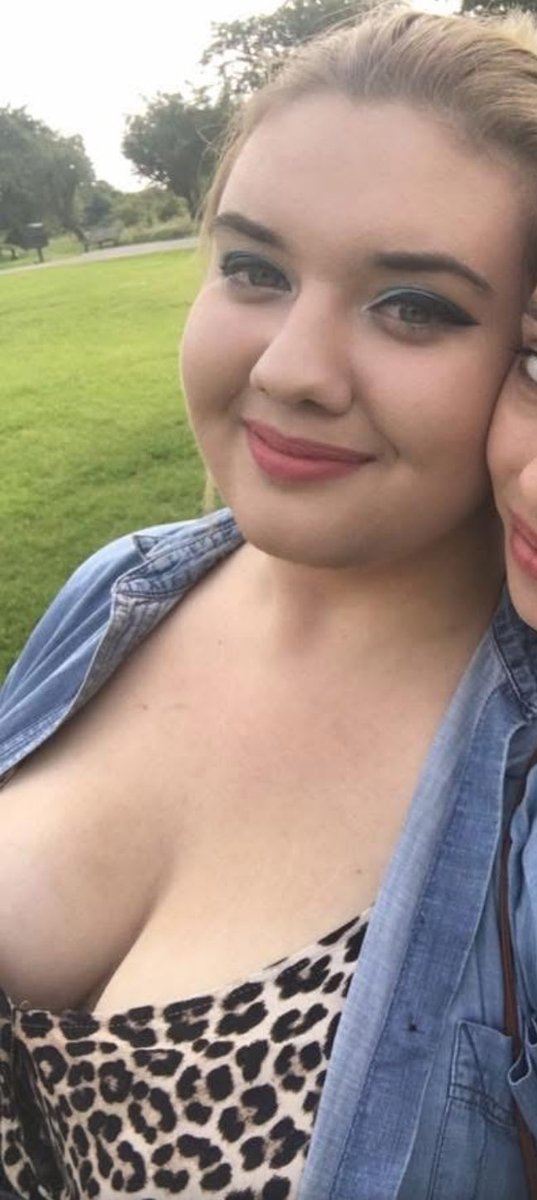 Legzagogo's tweet photo. more Busty Isla https://t.co/XmkL3rQXkU