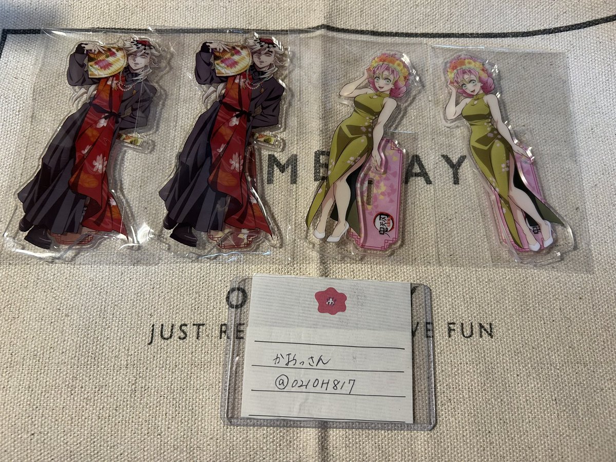 0210H817's tweet photo. 【譲渡】鬼滅の刃/中国限定/新繹シリーズ/ポップアップ/アクスタ/缶バッジ

【譲】
☆童磨、☆蜜璃、✴︎獪岳、✴︎猗窩座、✴︎伊黒、✴︎炭治郎、✴︎しのぶ、✴︎カナヲ、善逸、伊之助、悲鳴嶼、禰豆子

【求】
アクスタ1900円＋送料

☆は無印より1点お迎えお願いします
悲鳴嶼優先>伊之助、禰豆子 https://t.co/t95mdeAjIo
