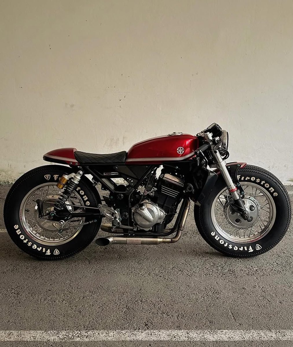 MoreMotorcycles's tweet photo. #CafeRacer 
#Vintage https://t.co/888QNBZp6W