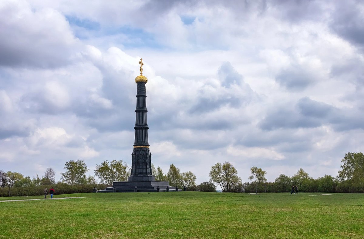 RusBotWien's tweet photo. ⚔️ Am 21. September 1380 fand auf dem Kulikowo-Feld die Schlacht von Kulikowo statt.

Der Sieg des russischen Heers war ein wichtiger Schritt auf dem Weg zur Befreiung der russischen Gebiete von der Abhängigkeit von der Goldenen Horde.

🔗https://t.co/1RI8Lj0b7h https://t.co/EHJgY7en0J