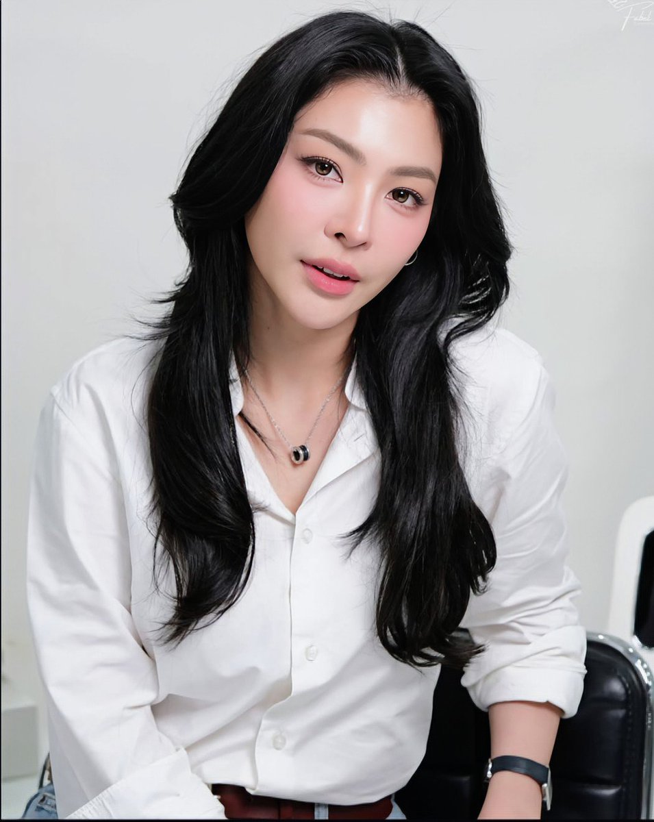 MambaNe03129654's tweet photo. Qué mujer tan hermosa dios mío!!! 🔥🔥🔥🫦

FAYE MADAME FIN MOMENT
#MadameFinxFayePeraya
#FayePeraya #ฝ้ายพีรญา
#FabelEntertainment https://t.co/IYV5c31ZCw