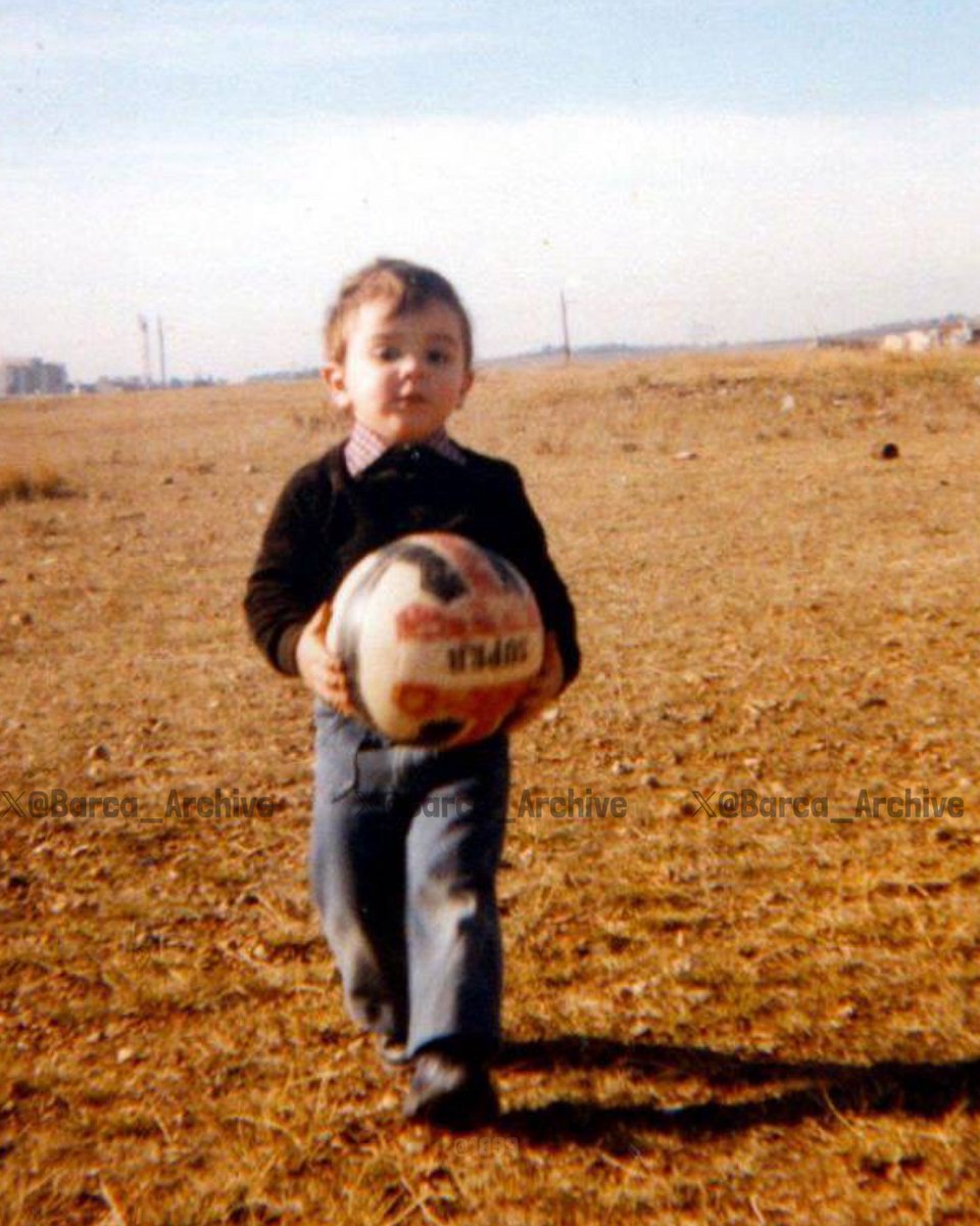 Barca_Archive's tweet photo. Xavi Hernández as a child in Terrassa, his hometown, 1984. https://t.co/EXjBM71lAo