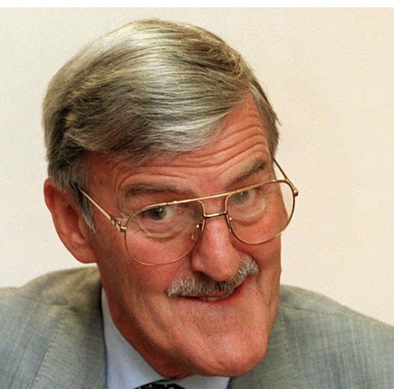 Boogie_Ooglf's tweet photo. @sarahwhitetruth @Decathlon I’d be more worried about having a jaw like Jimmy Hill if I were you! https://t.co/mlw7qAQcYF