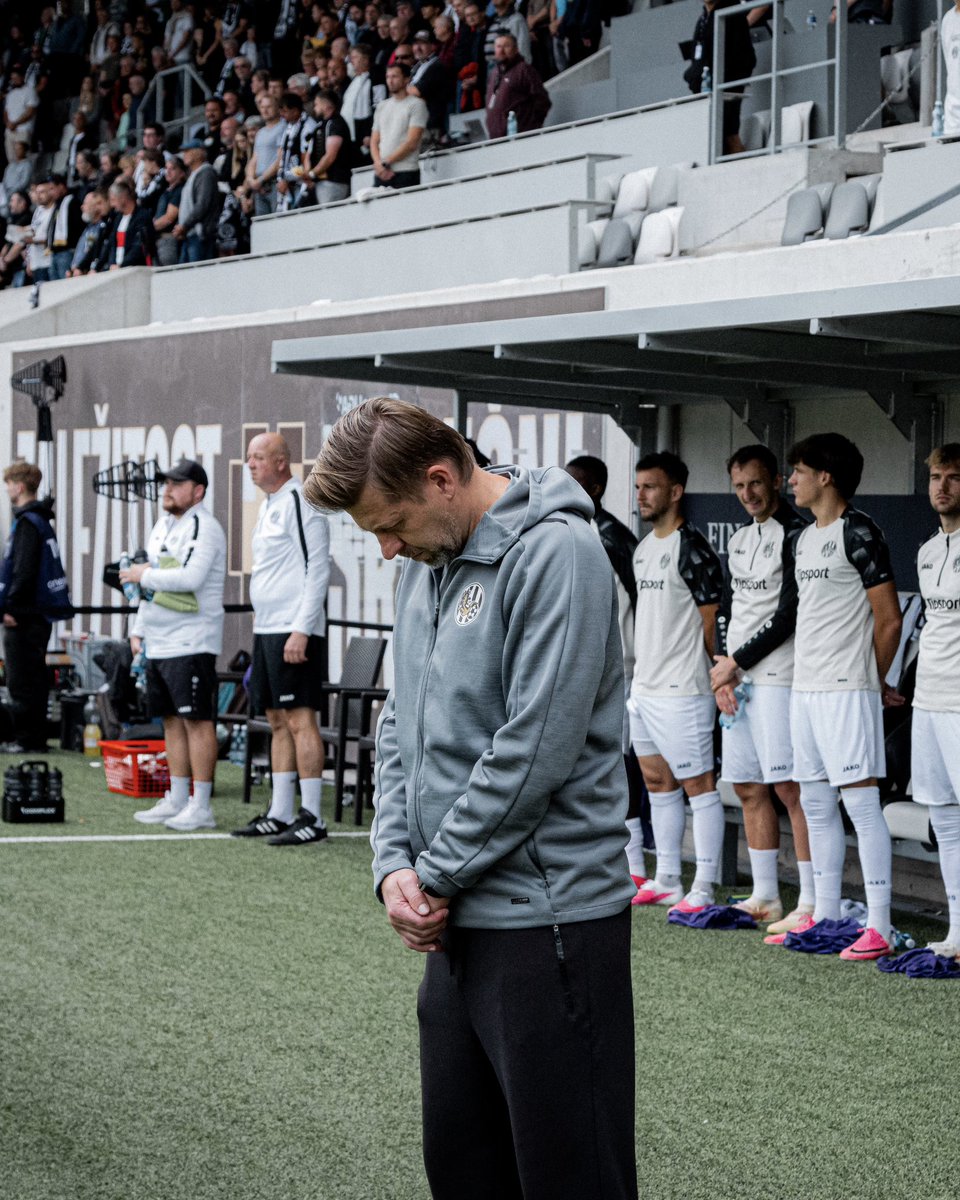 FCHradec's tweet photo. Domácí série bez prohry ukončena 😶

📸 Jiří Bezucha, Luboš Lorinc, Miloš Thomas

Celá galerie zde 👉 https://t.co/kmmR2Ht0eJ https://t.co/25CLmUcPNN