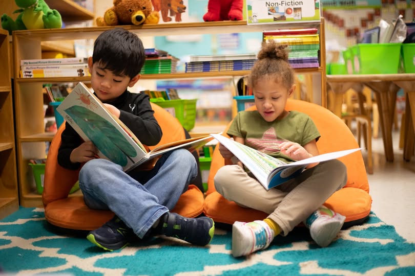 CumberlandCoSch's tweet photo. Reading with your kids is like planting seeds of success. Let's nurture these seeds together and watch our students flourish. 🌱 https://t.co/0UMBi6USXr
