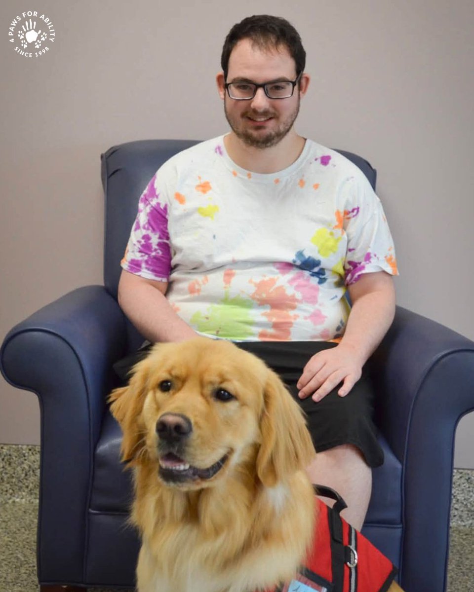 4PawsForAbility's tweet photo. The Aquamarine Class has officially met their service dog partners and is graduating next Friday, September 25th. 🐕‍🦺 The Aquamarine Class is sponsored by Jim &amp; Toni Roth. https://t.co/BvDDx1rC5y