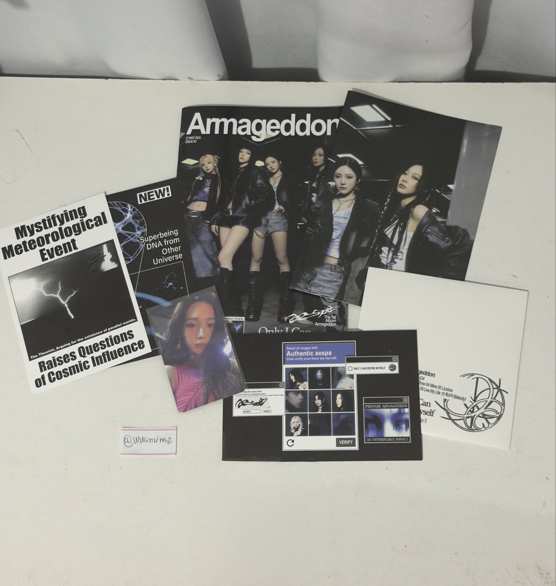 wwinrinaz's tweet photo. VENDO/VENDA ÁLBUNS INCOMPLETOS AESPA

LEMONADE P.O.S( sem pc regular!acompanha trading card karina) ; R$80 + frete calculado 

ARMAGEDDON ZINE( faltando um pc regular); R$85 + frete calculado

mando vídeos na DM
possuo feedbacks
prazo para envio 2 semanas https://t.co/ogf5Ww9mbH