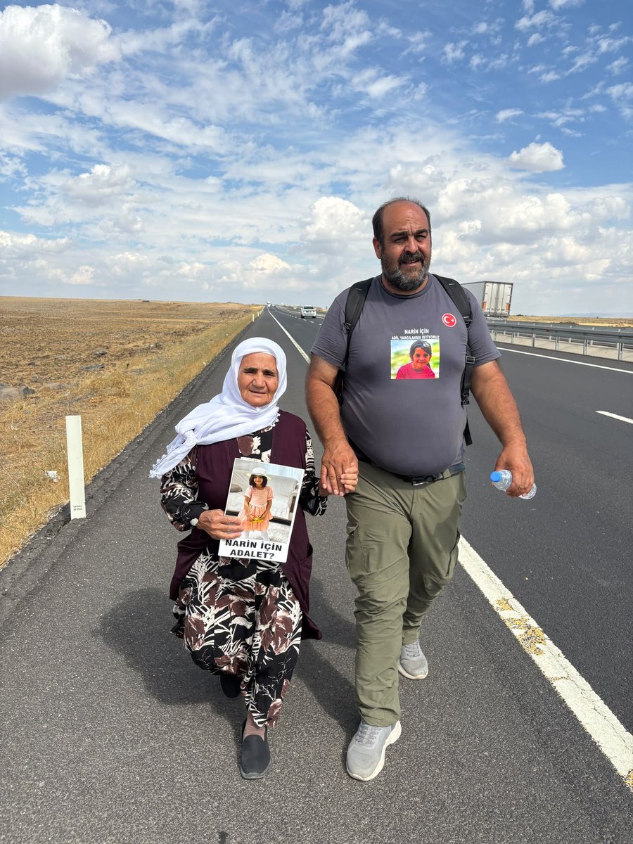saahraa0's tweet photo. Remziye teyze 😔
#NarinİçinAdaletYolu https://t.co/Wz3b2K4KP7