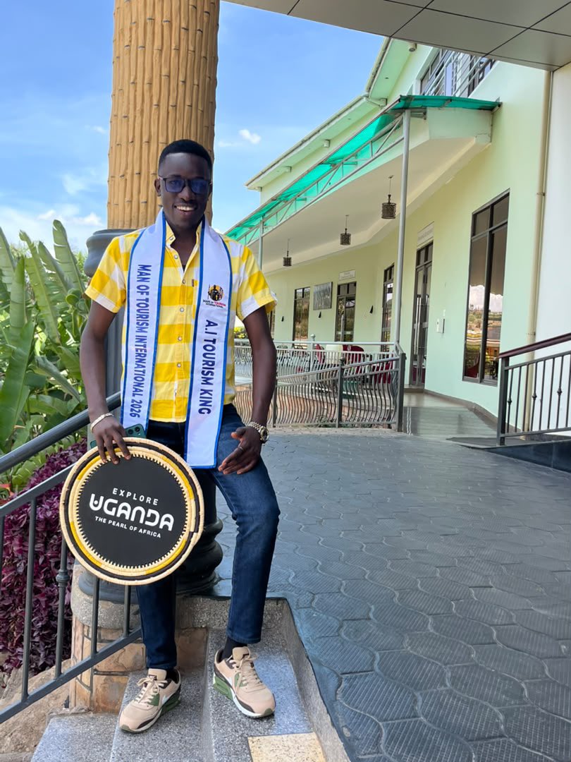 ManofTourism's tweet photo. Earlier today, our delegate @TimothyT31810 had a great moment with the General Manager and staff of @Igongocc , exploring opportunities for collaboration to promote and showcase the destination. 🇺🇬🌍

Building partnerships, creating visibility, and taking Uganda tourism further🤝🏽 https://t.co/QsWNzJYj2W