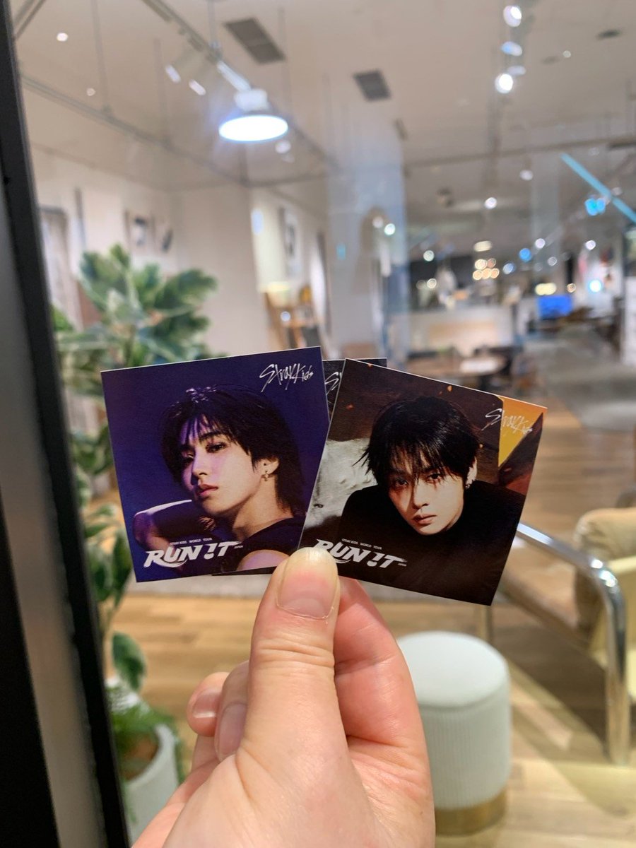 STAY0801you's tweet photo. コラボ商品やスポット巡りはできなかったけど、
最終日になんばパークスでランチはして、無事味噌をGET🐰🐿️

２日目の夜、新世界で飲んでフラフラ歩いてたら、「はにぺんさーーん！」って呼ばれて、「はーーーい！」って振り返ったら、STAYさんからソンムル貰った🥰
STAYさんありがとう✨ https://t.co/Vz6OV7KrgW