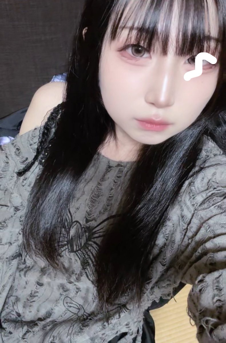 kiii__r's tweet photo. カラコンはきゅるきゅるがいちばんかわいい(ˊo̴̶̷̤⌄o̴̶̷̤ˋ) https://t.co/YtoZUwgcIq
