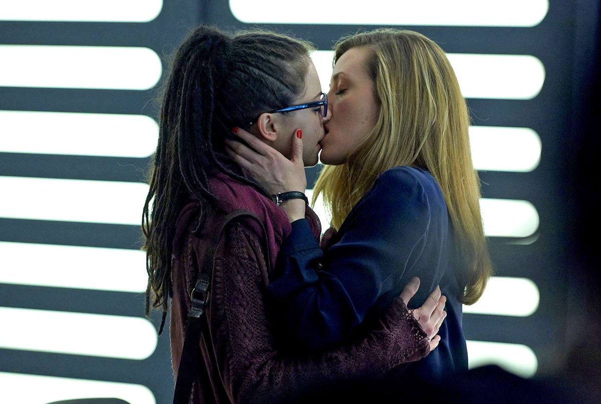 nekocat91's tweet photo. Just thinking about the fact that these two have kissed every inch of each other’s bodies. https://t.co/5CRXVcaQSL