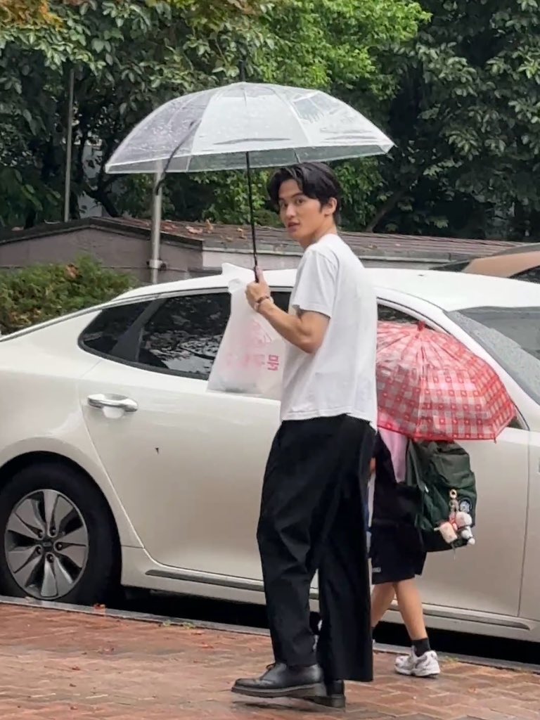 sskngntuk's tweet photo. semoga lu semua bisa baca isi kepala gw https://t.co/IwTZHAk4hp