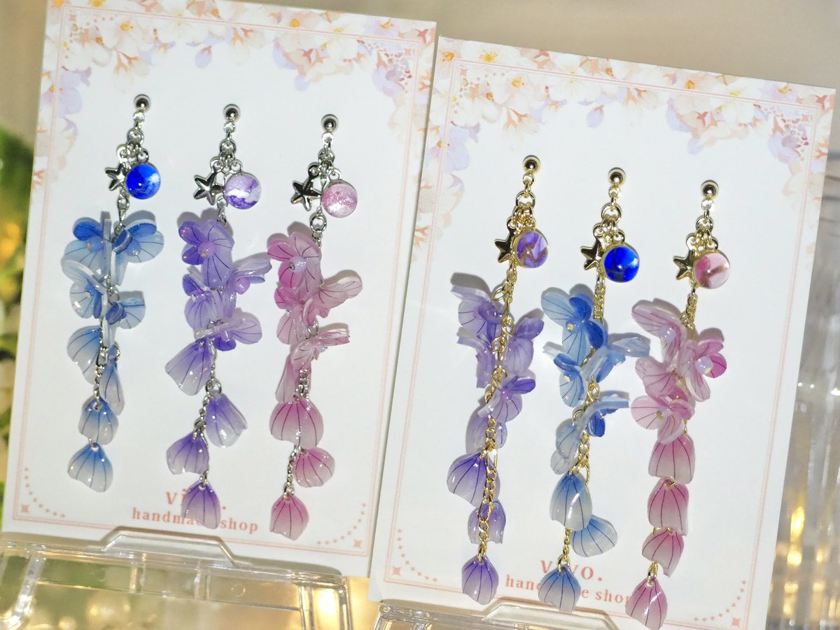 NAccesory's tweet photo. #5連休は掘り出し作家大収穫祭
アルコールインクアートを描き、アクセサリーを制作しております！
きらきらつやつやです✧*｡
プラ板でお花を作ることも🌼 https://t.co/PFSFMFvnqP