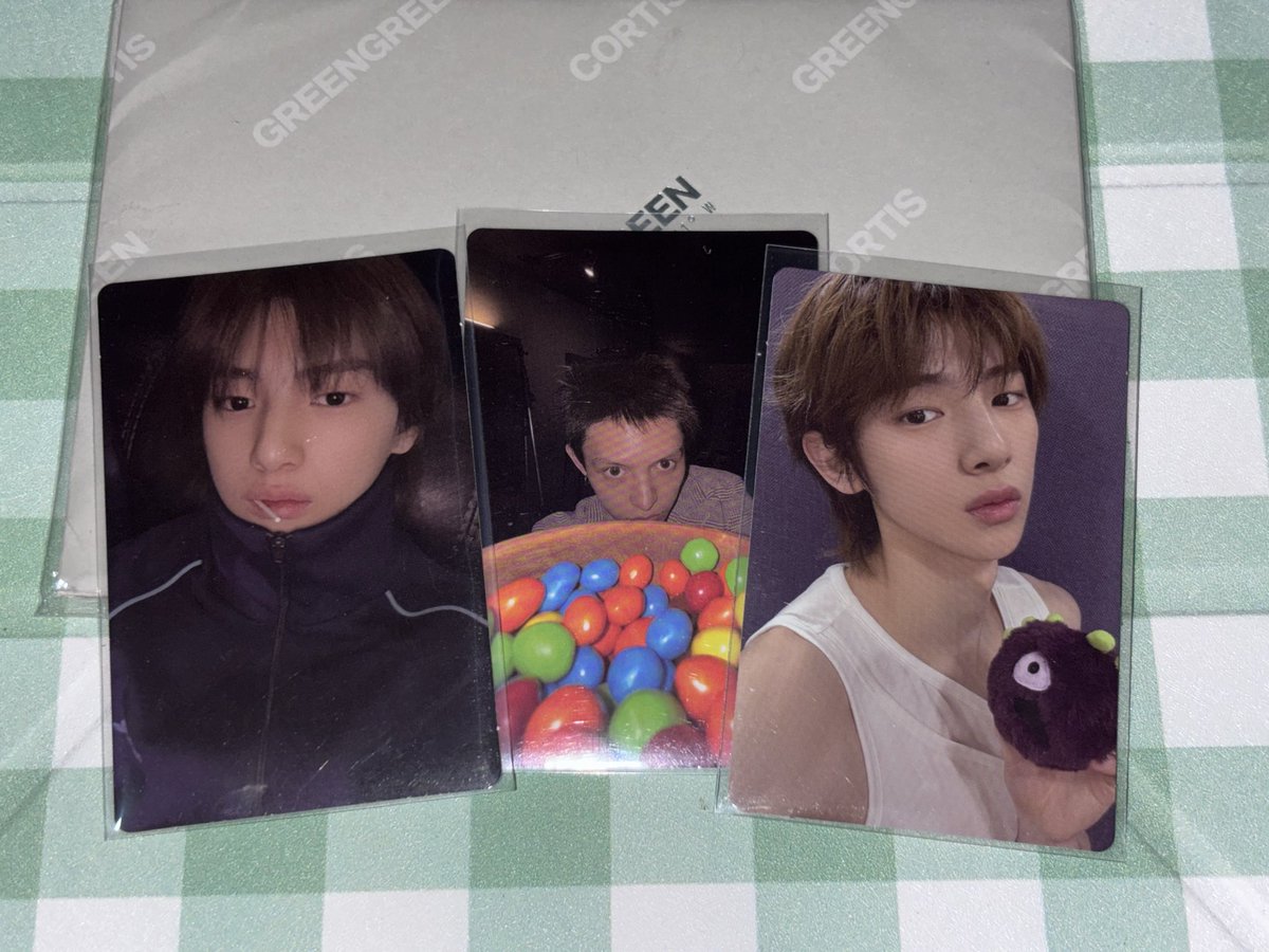 yeoncsrtz's tweet photo. wts lfb cortis pc

- ₱1,300 set 
- x sensi
- no rush shipping
- payo / 3 days dop w nrdp 

mop : gcash
mod : jnt https://t.co/Uin0iMsO3d