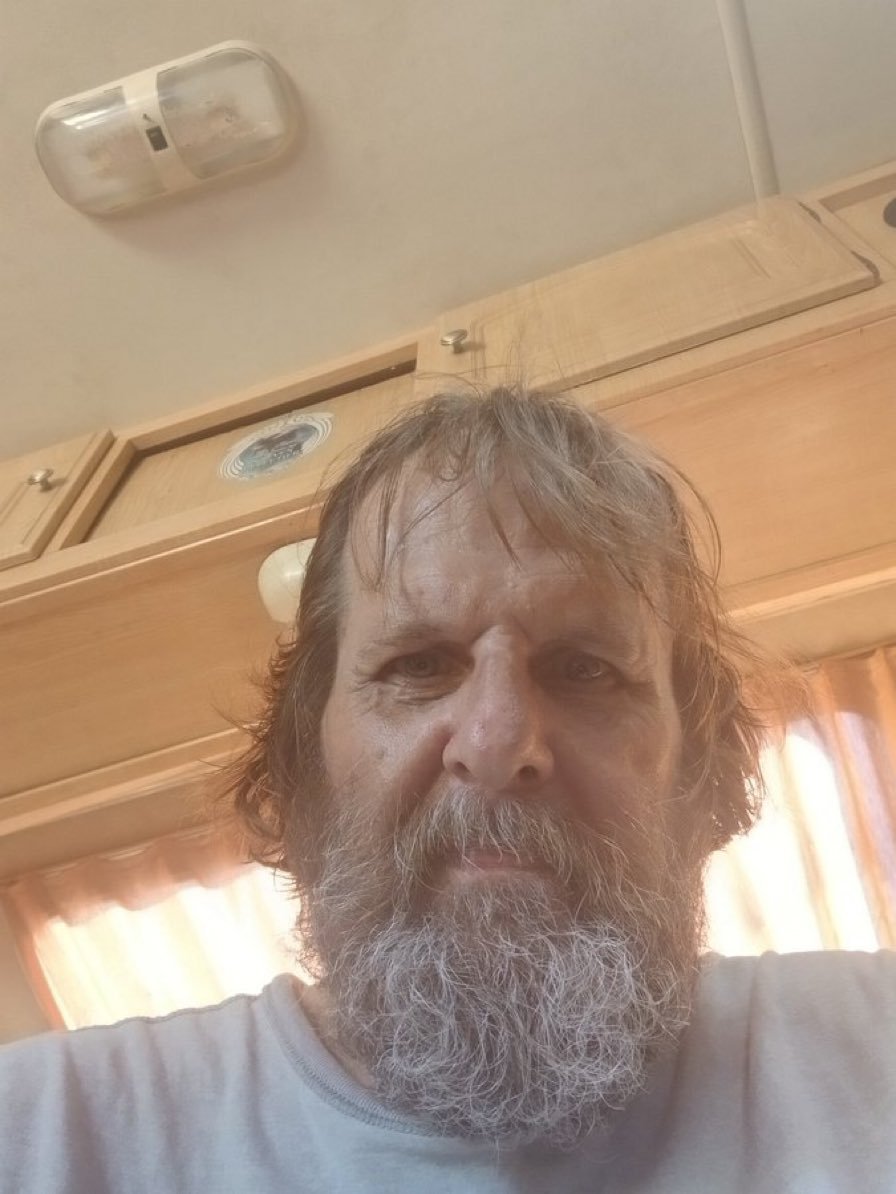 CybelliaW's tweet photo. I'm not scared of loniness,I just want a good person who would be scared to stay a moment without me https://t.co/3SGRWyPGgq