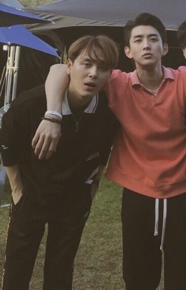 ujifurai's tweet photo. Asal usul

— jannabi choi junghoon &amp; kim dohyung socmed au https://t.co/3NFrG8GPVA