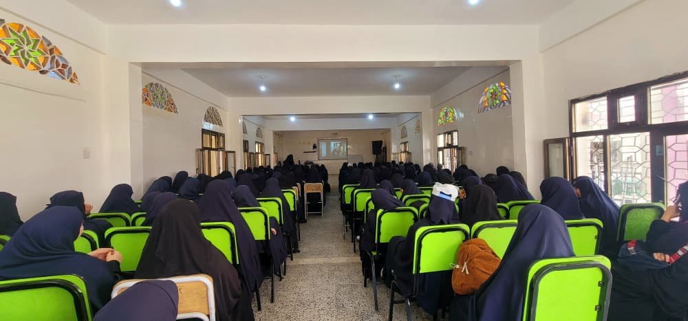 ahschoolye's tweet photo. بسم  الله الرحمن الرحيم

إحياء للذكرى السنوية لثورة 21 سبتمبر المباركة اقامت ثانوية الشهيد الصماد للمتفوقات  وثانوية الشهيد الصماد للعلوم الشرعية محاضرة توعوية حول هذه الثورة الخالدة

السبت و الأحد بتاريخ : 8/9/ ربيع الثاني /1448

الموافق : 19و20 /سبتمبر /2026

الحرية والاستقلال https://t.co/OrDFsDeIay