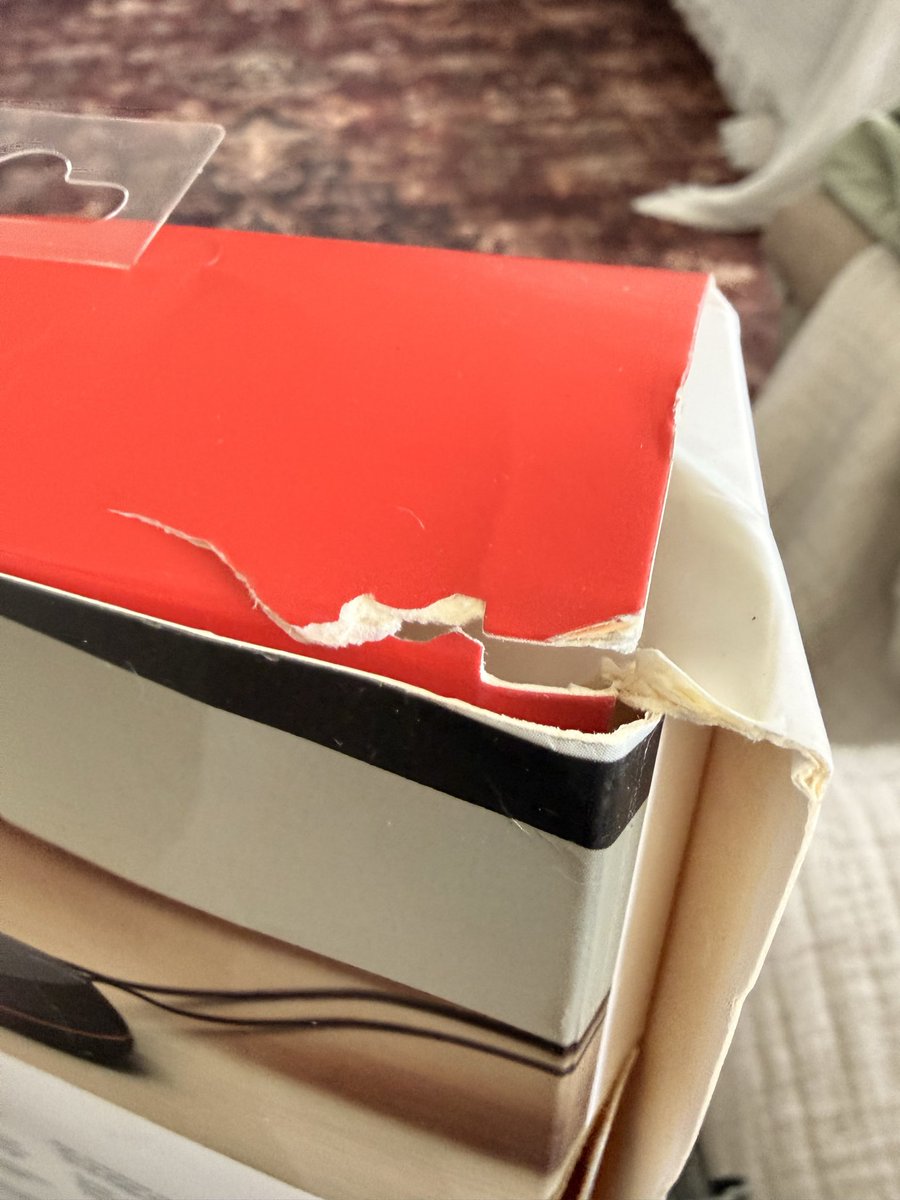 mrdanpower's tweet photo. @currys  @CurrysServices WTF! Curry’s. Just received this hard drive today, paid £500 for it, the box is battered! The hard drive is covered in dust, so it has been exposed to elements these products normally have some kind of protective film. https://t.co/yL6L2TdCwg