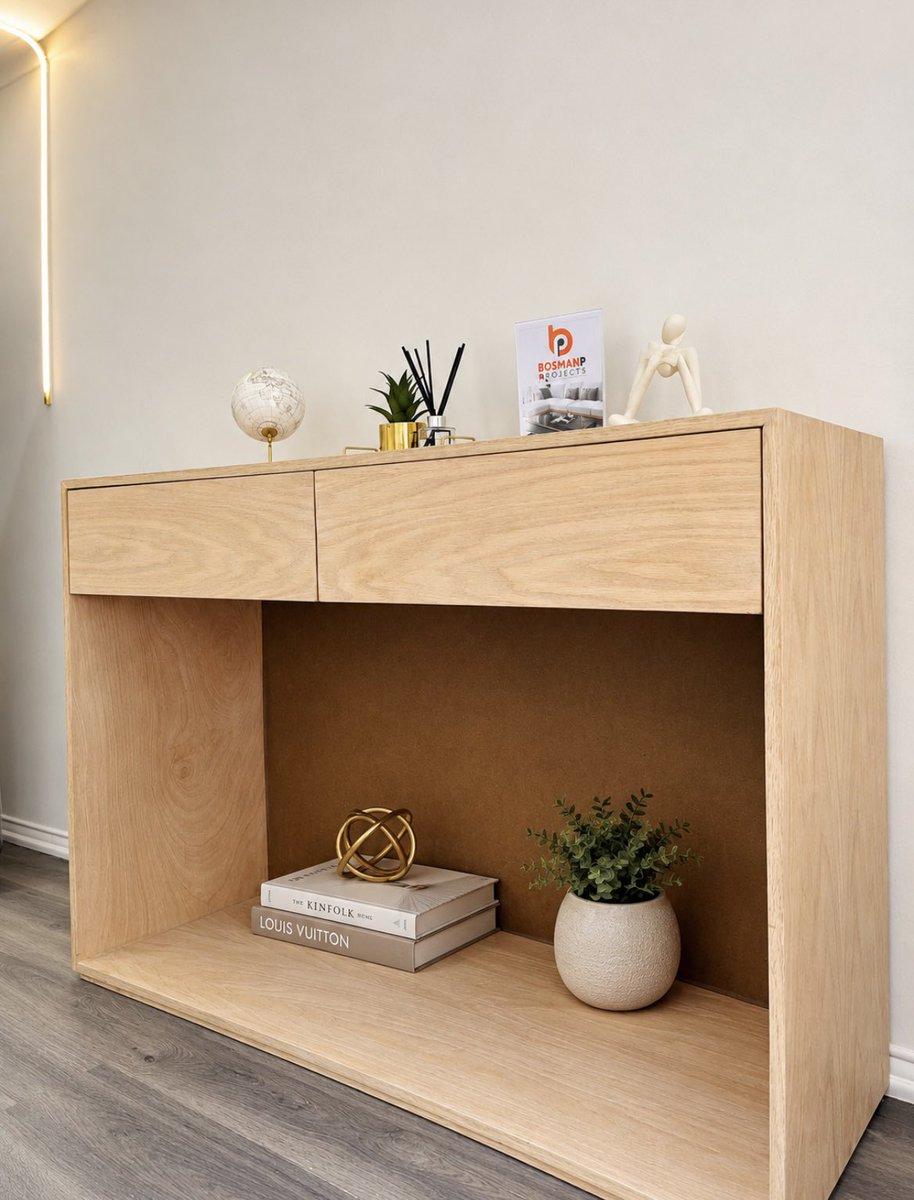 BosmanPProjects's tweet photo. Crafted to bring warmth, character and effortless elegance into your space. From the natural wood grain to the clean, modern design — every detail speaks of quality craftsmanship. 🤎

📍 Handcrafted | Custom-made | Quality-driven ✅

📲 ￼071 642 4123 https://t.co/jcdNiitol8