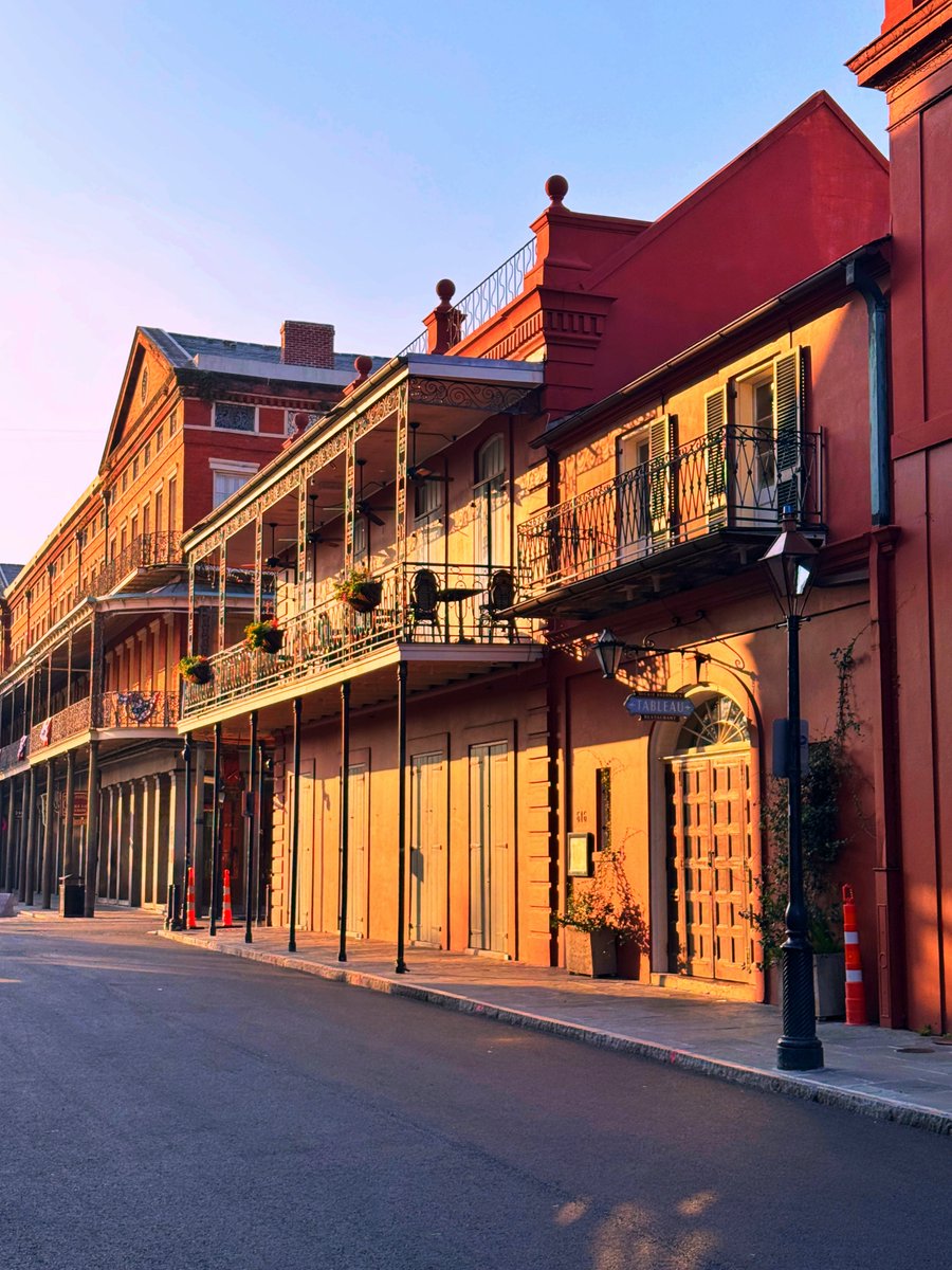 DavidMora's tweet photo. I’ve missed my morning walks down St. Peter Street. So happy to see the construction from Chartres down St. Peter to Royal wrapping up. ❤️⚜️

#GoodNews #NewOrleans https://t.co/w6S2XZZ8SE