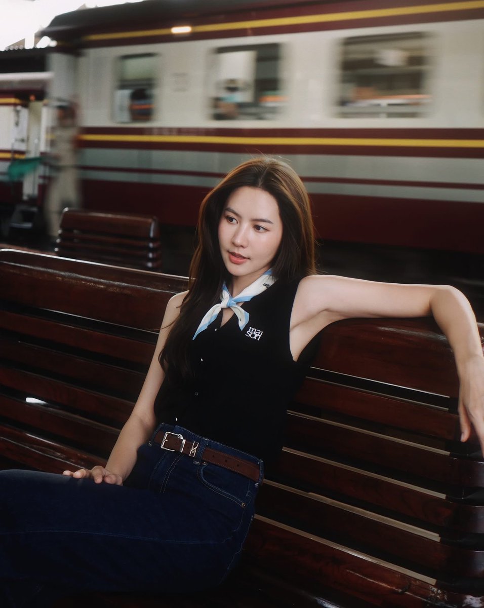 __jirunnnn's tweet photo. วางไว้ไม่เสียหาย https://t.co/NBKJ6i78pO