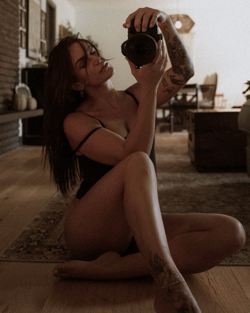 ryderphotog's tweet photo. Self portraits just dropped ✨
IG : https://t.co/3HNFnrOxrU

#selfie #SelfImprovement https://t.co/F5zCjNq85f