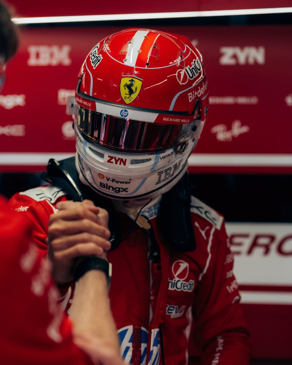 crytonews_en's tweet photo. Engines roaring, momentum surging! The bullish energy isn't just dominating the charts—it's taking over the tracks at the Azerbaijan GP. 🏎️🔥

Baku, we’re locked in for peak performance.

🚀 Accelerate your trading game today:
https://t.co/j4SCQXaImI
⚡ Referral Code: 5COR5C

#BingX #AzerbaijanGP #F1 #Bullish #HighPerformance