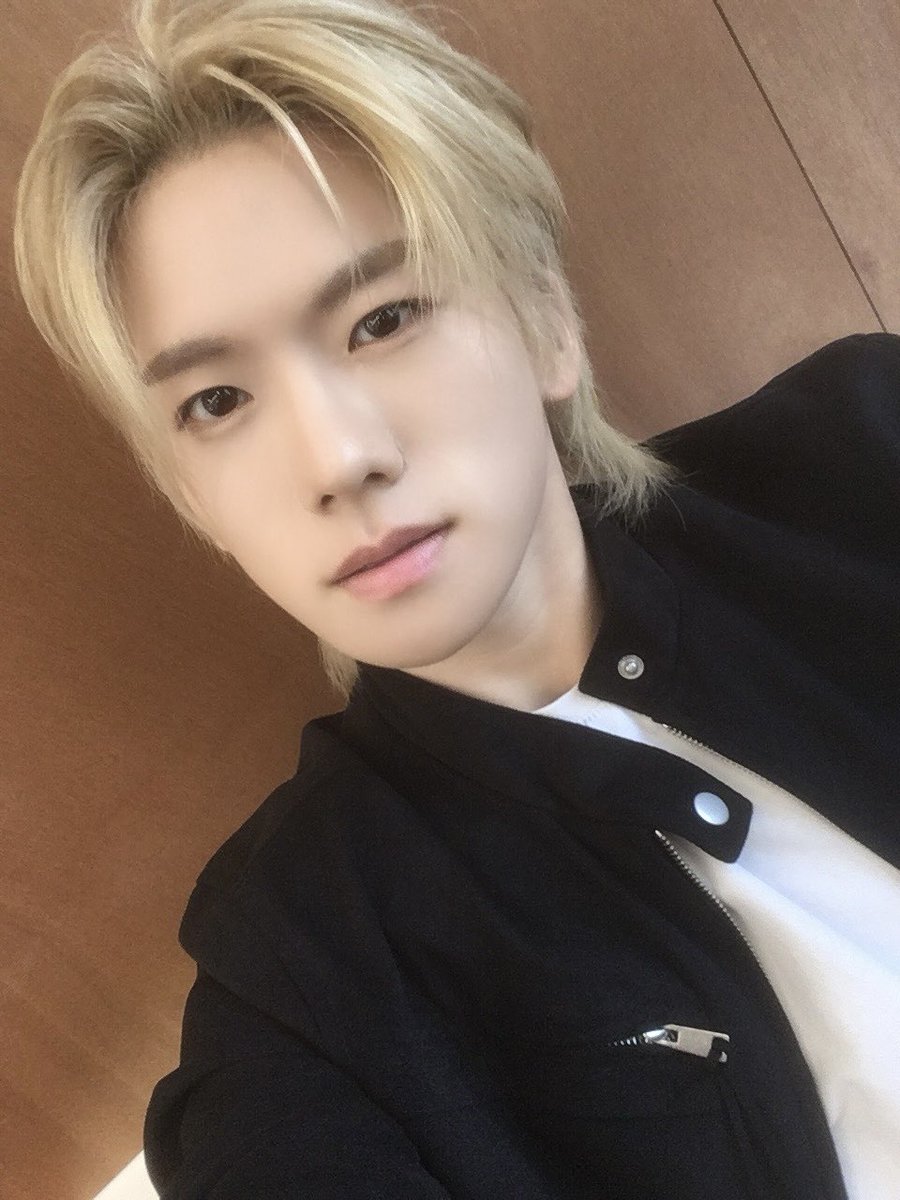 NewBeat_twt's tweet photo. [#홍민성]

지치고 힘들 땐 네게 기대~🤞 https://t.co/GlXTWVCLLp